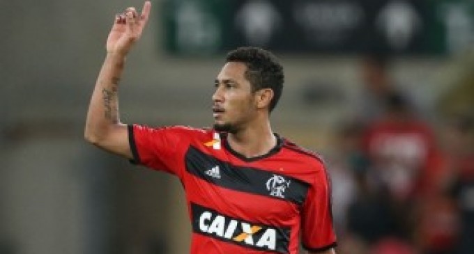 Hernane do Flamengo pede “Sabor de Mel” no Fantástico