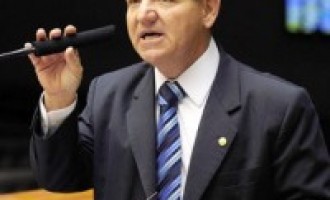 Deputado evangélico apresenta projeto de lei para proibir a marca da besta no Brasil e impedir a implantação da “satânica Nova Ordem Mundial”