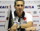 Evangélico, técnico do Vasco manda retirar imagem de Senhora Aparecida do clube, diz jornal