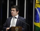 Deputado propõe criminalizar uso de banheiro transgênero