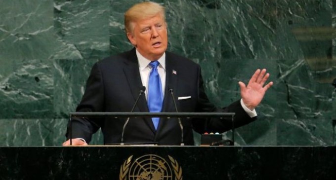 “Permaneceremos unidos pelo Deus todo-poderoso que nos criou”, diz Trump na ONU