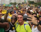 Revista internacional prevê crescimento ainda maior dos evangélicos e Bolsonaro bem-sucedido