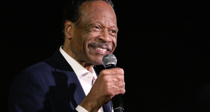 Morre Edwin Hawkins, cantor gospel conhecido pela música “Oh Happy Day”