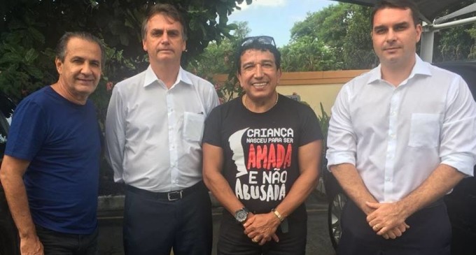 Foto de encontro entre Malafaia, Bolsonaro e Magno Malta gera rebuliço nas redes sociais