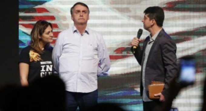 Posse de Bolsonaro deverá ser “ato ecumênico”, com padres e pastores