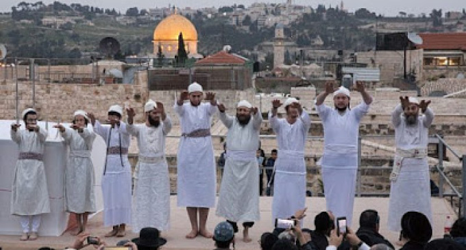 4 pessoa detidas por tentarem realizar sacrifício pascal no Monte do Templo em Jerusalém