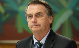 Tuítes revelam relação de apoiadores de Bolsonaro com religião