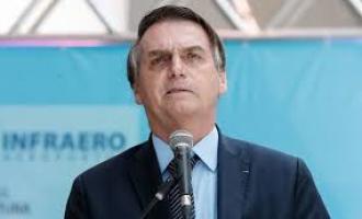 Bolsonaro cogita um ministro do STF ‘evangélico’ durante discurso em igreja