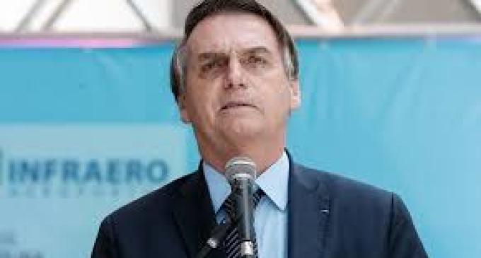 Bolsonaro cogita um ministro do STF ‘evangélico’ durante discurso em igreja