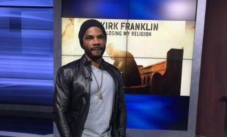 Kirk Franklin defende que a Bíblia não é homofóbica