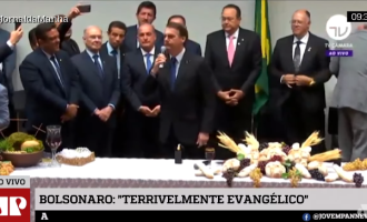 Em culto, Bolsonaro diz que seu indicado para o STF será “terrivelmente evangélico”