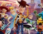 ‘Toy Story 4’ tem cena sutil de mães lésbicas, criticam grupos pró-família