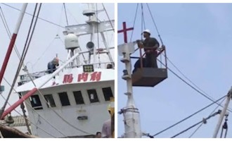 Pescadores cristãos forçados a remover cruzes de barcos por autoridades chinesas