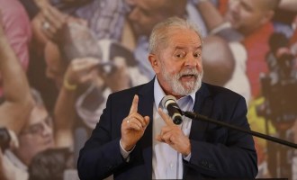 Lula diz que ninguém precisa de padres e pastores, após atacar igrejas